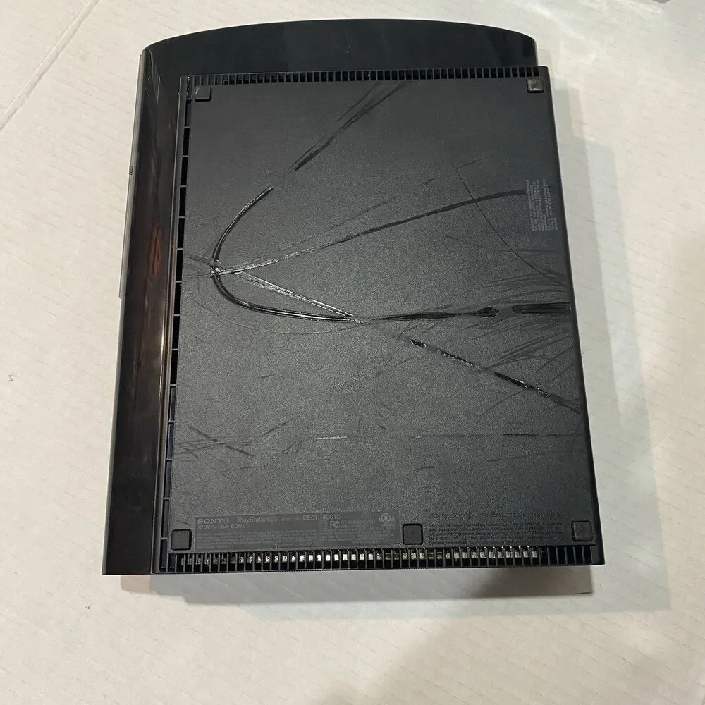 PS3 Console CECH-4001B & CECH-4301C With 2 Games And A Controller